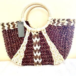 NWT Abercrombie & Fitch Brown and Cream Braided Straw Tote